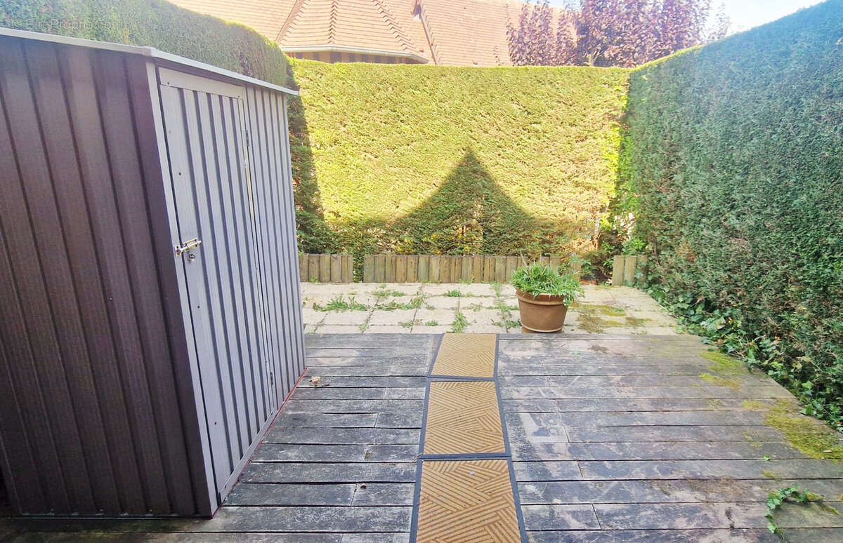 Sous compromis de vente ! maison 3pp avec jardin - commerces a pied - photo 12