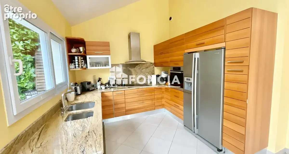 Maison de 243 m2 - 6 chambre - terrain de 967 m2 - photo 6