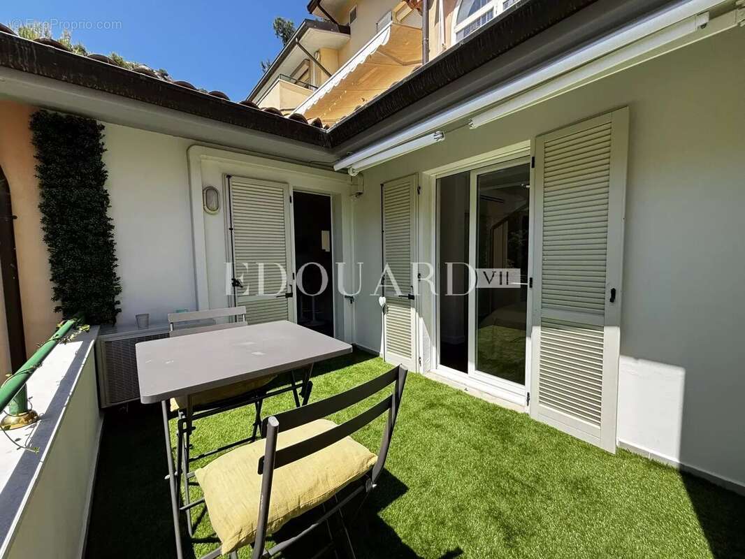 Appartement à BEAUSOLEIL