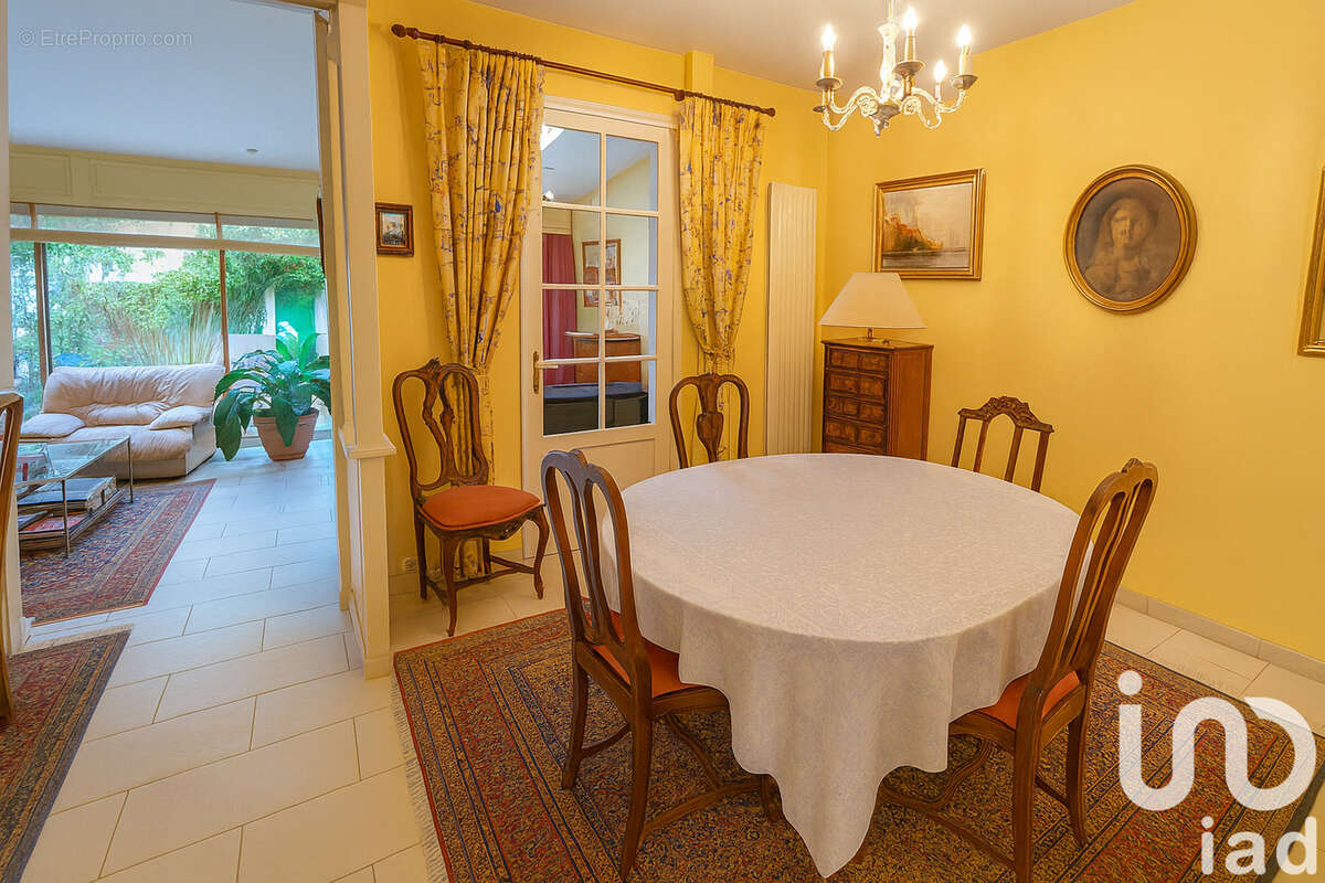 Photo 4 - Maison à ASNIERES-SUR-SEINE