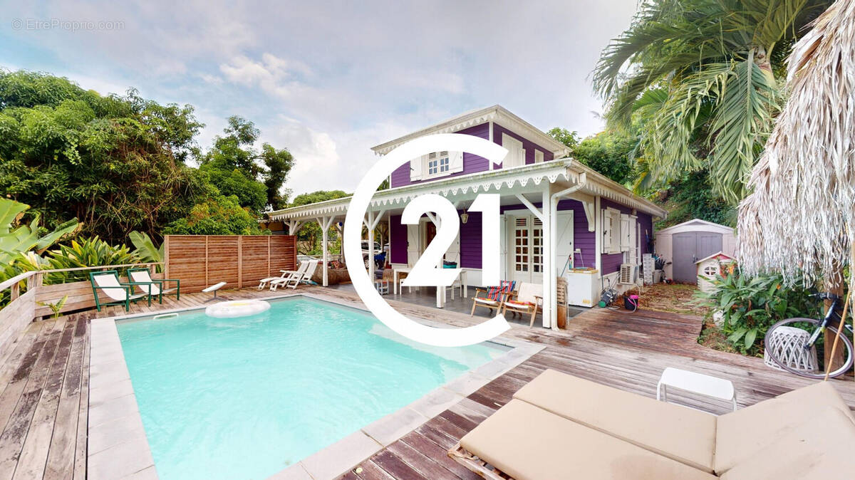 Maison à LA TRINITE