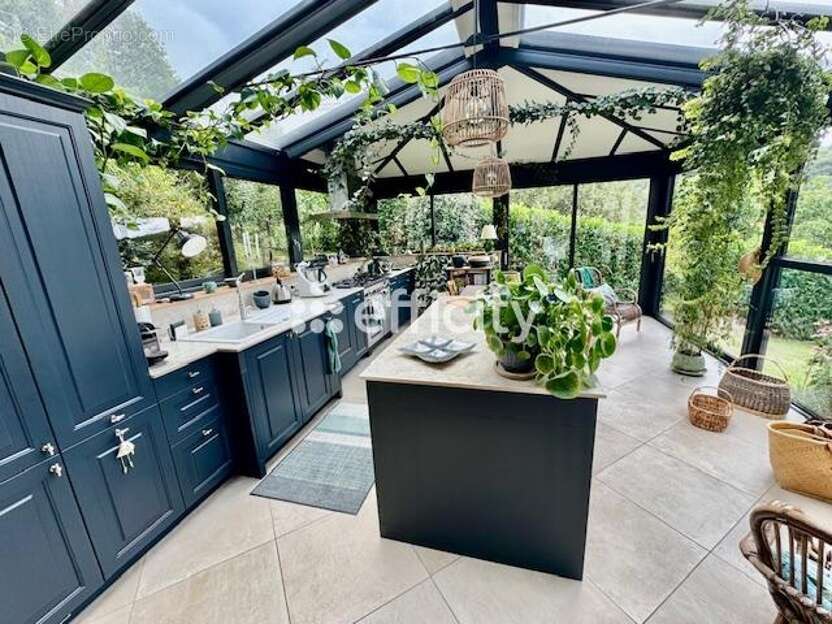 Maison à SAINT-REMY-SUR-DUROLLE