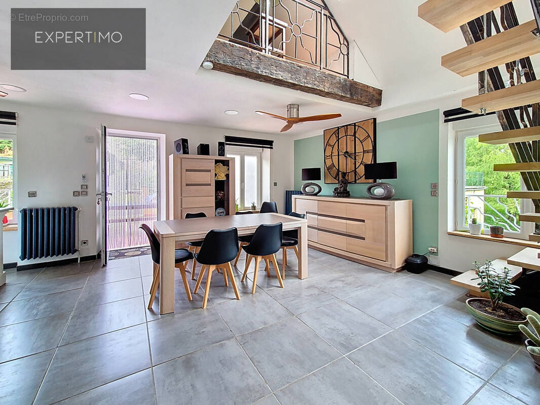 Maison à VILLEFRANCHE-DE-PANAT