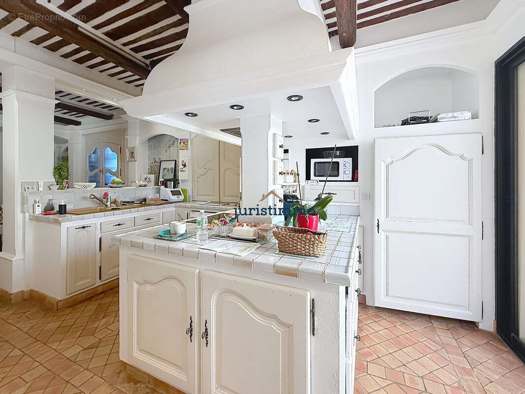 Maison à VAISON-LA-ROMAINE