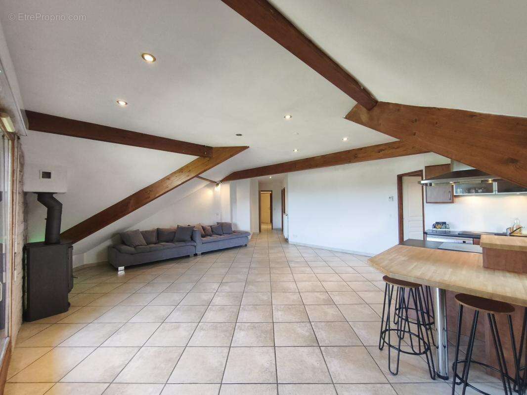 Appartement à GRUFFY