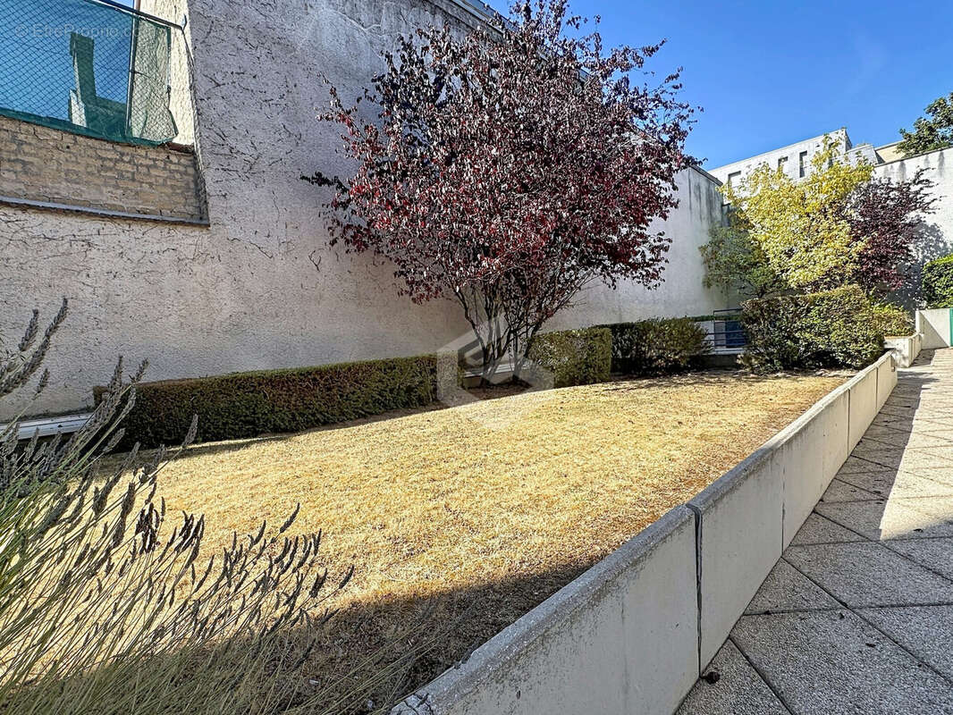 Appartement 53 m² à Reims  - photo 8