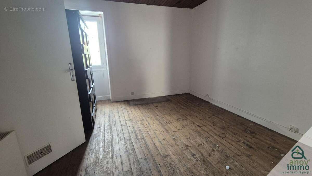 Maison à MOUTHIERS-SUR-BOEME