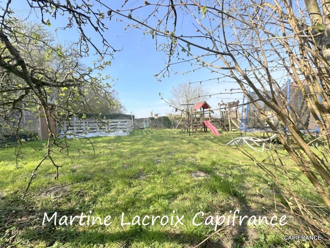 Dpt SARTHE (72), à vendre SCEAUX SUR HUISNE (72) - MAISON BOURGEOISE  P8 de 220 m² - Terrain de 1000 M² - photo 3