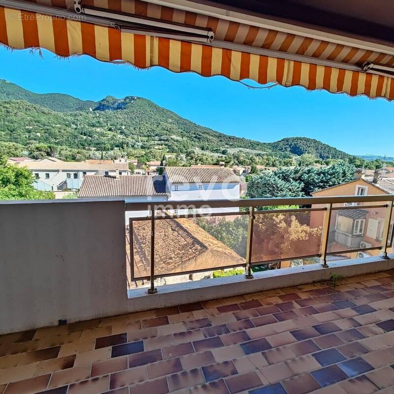 Appartement à NYONS