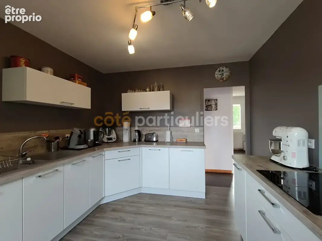 Maison individuelle sur sous-sol - 4 chambres - 121 m² - Villette les Dole - photo 9