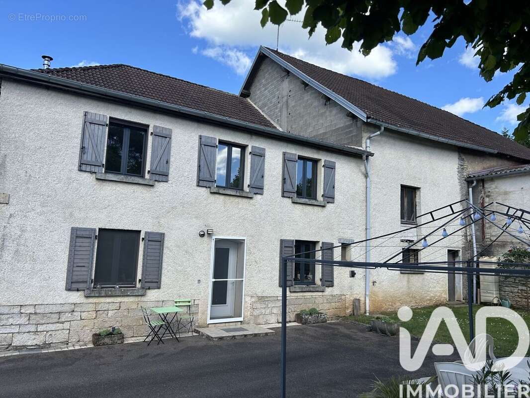 Photo 2 - Maison à LONGEVELLE