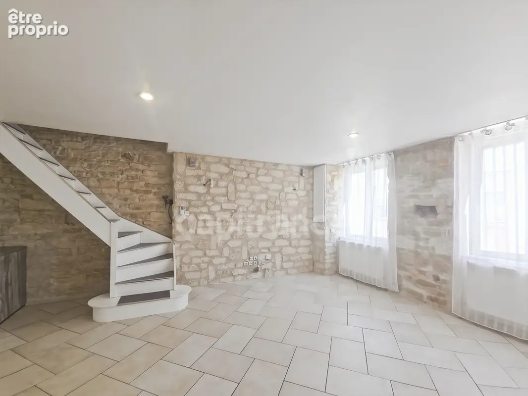 Appartement à vendre 5 pièces CHALON SUR SAONE (71) - photo 4