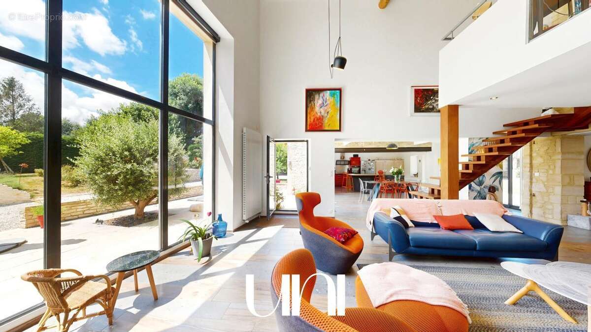 Maison à MATHIEU