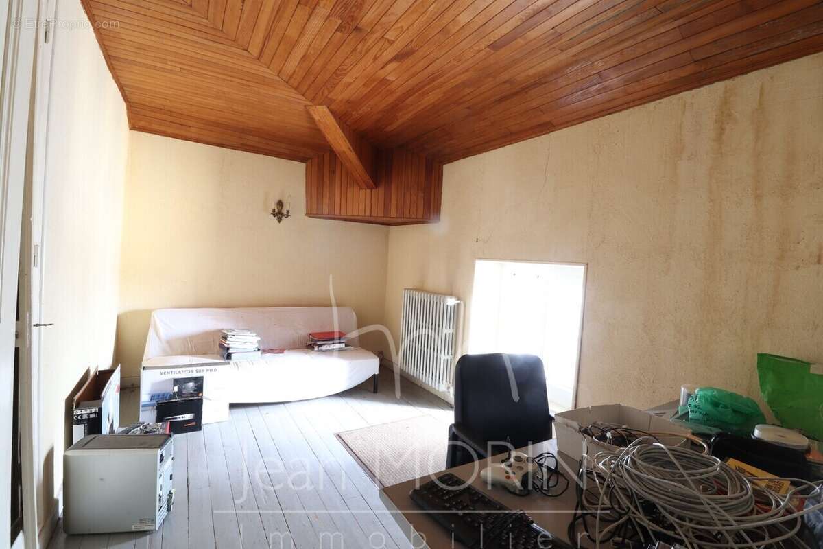 Maison à TOURNON-SUR-RHONE