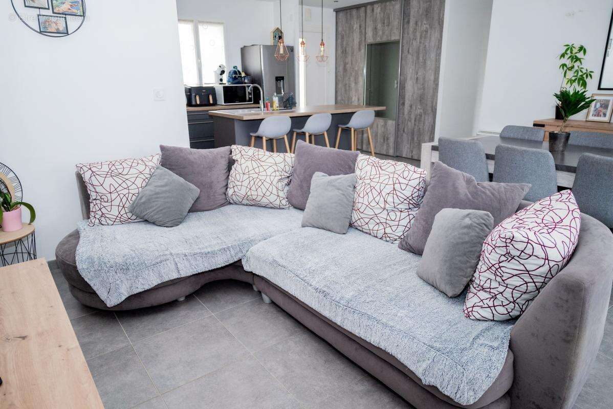 Maison à SAINT-HIPPOLYTE