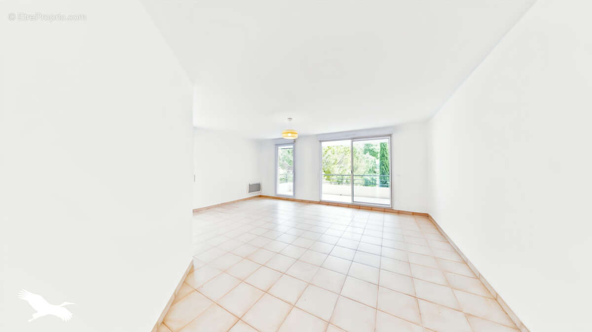 Appartement à MARSEILLE-9E