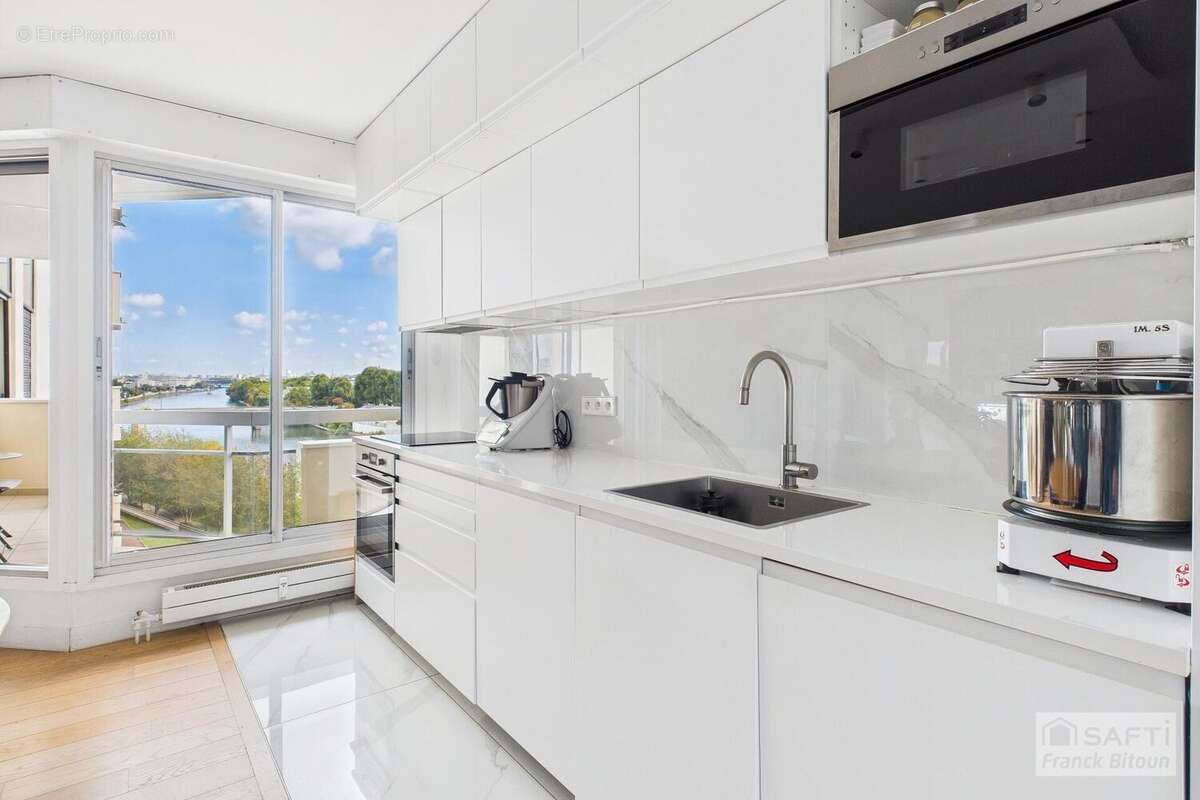 Photo 4 - Appartement à COURBEVOIE