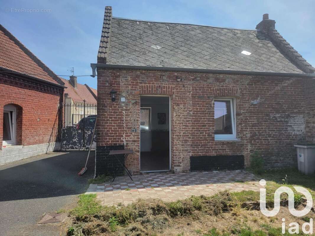 Photo 2 - Maison à ESTOURMEL