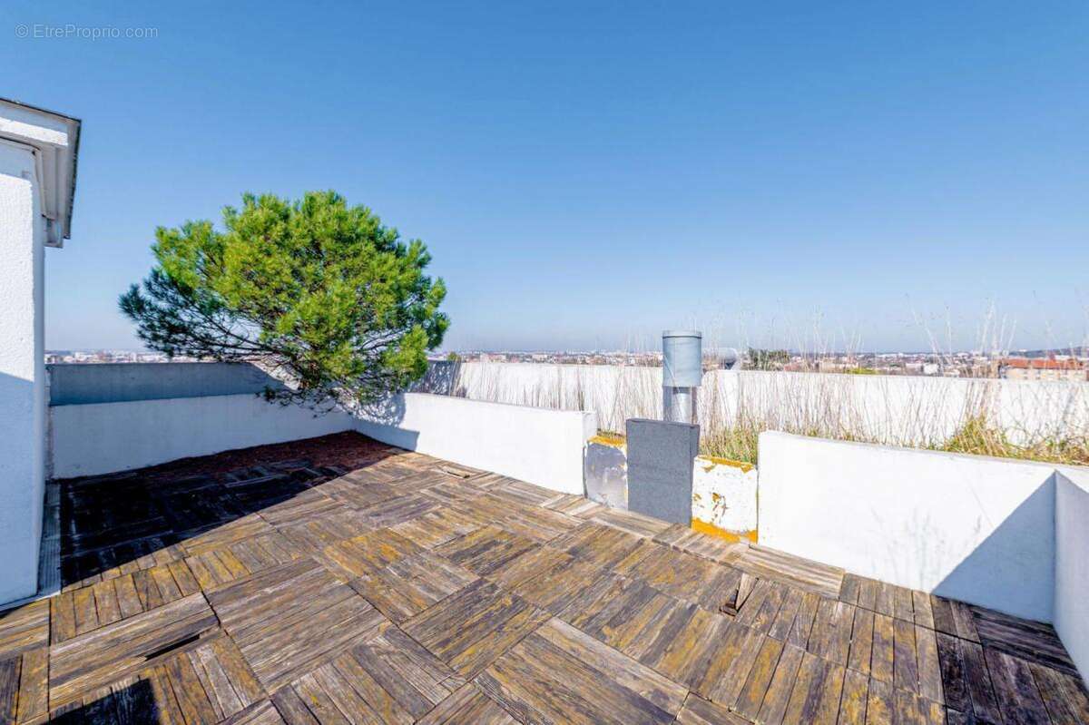 Appartement à LE RAINCY