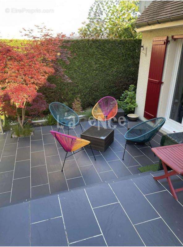 Maison à CLAYE-SOUILLY