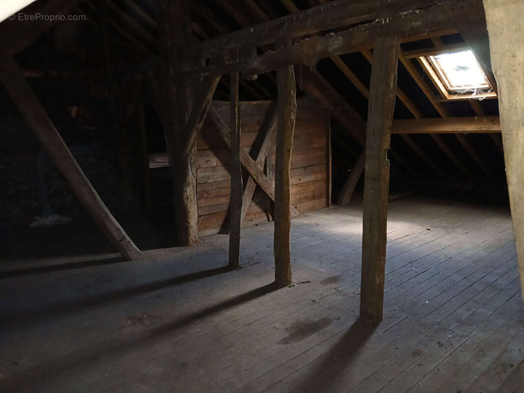 Appartement à BROU