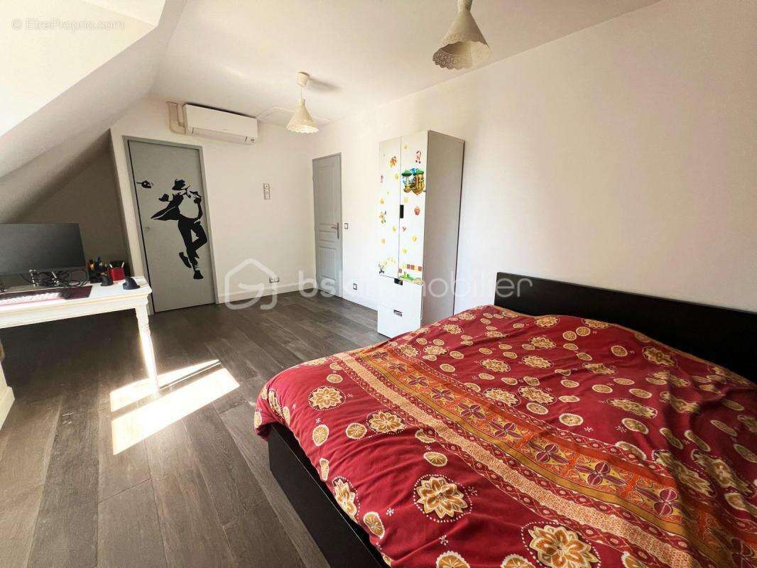 Maison à RICHEBOURG