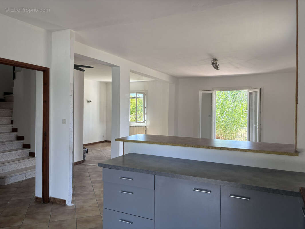 Maison familiale 4 chambres avec jardin - photo 3