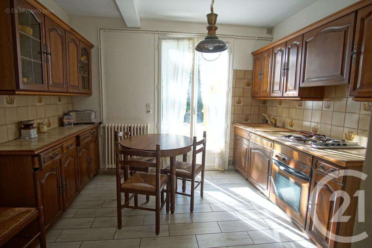 Maison à CHOISY-LE-ROI