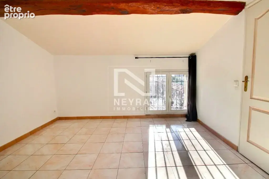 Appartement à MONTAUROUX