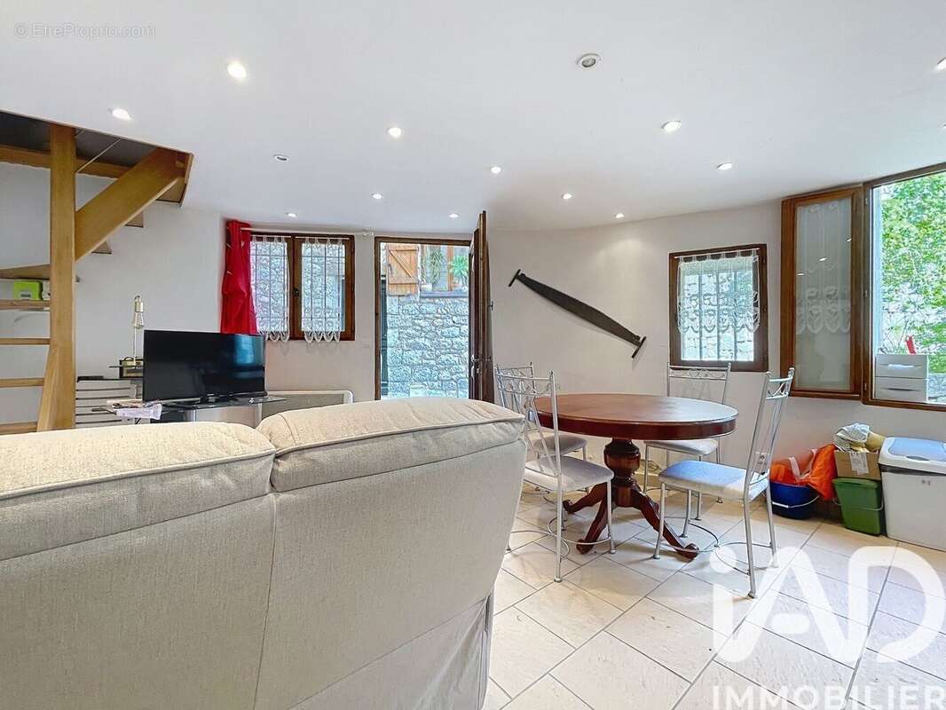 Maison 60 m² à Mons  - photo 2