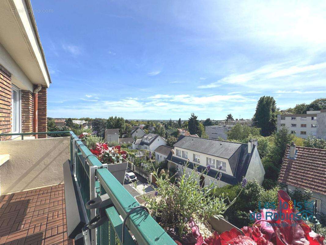 Appartement à LE PLESSIS-ROBINSON