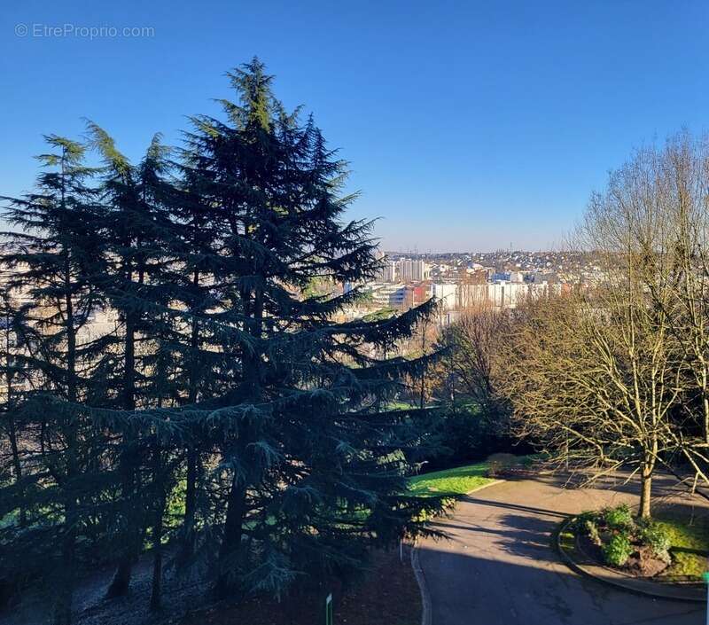 Appartement à ROSNY-SOUS-BOIS