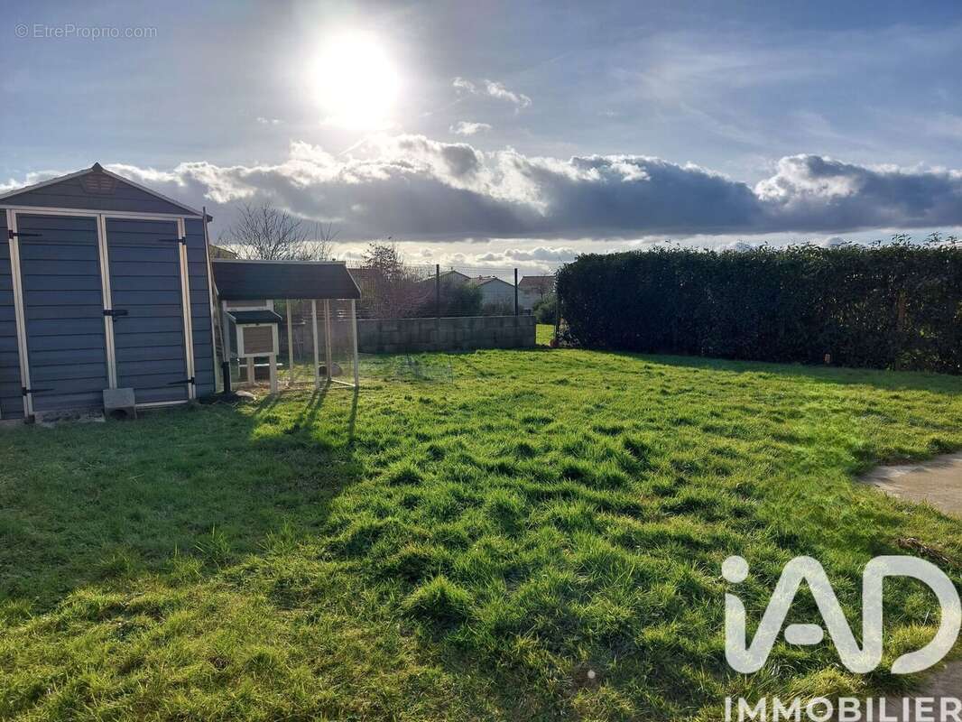 Photo 8 - Maison à LA CHAPELLE-BASSE-MER