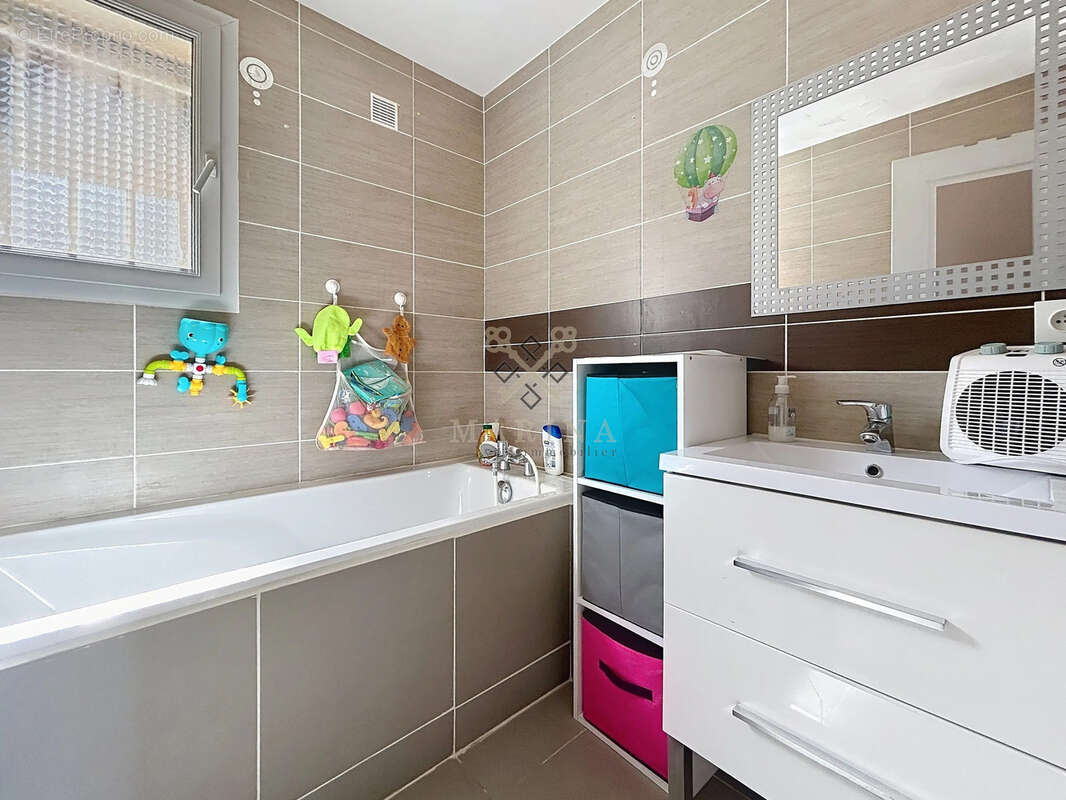 Maison à PORTO-VECCHIO