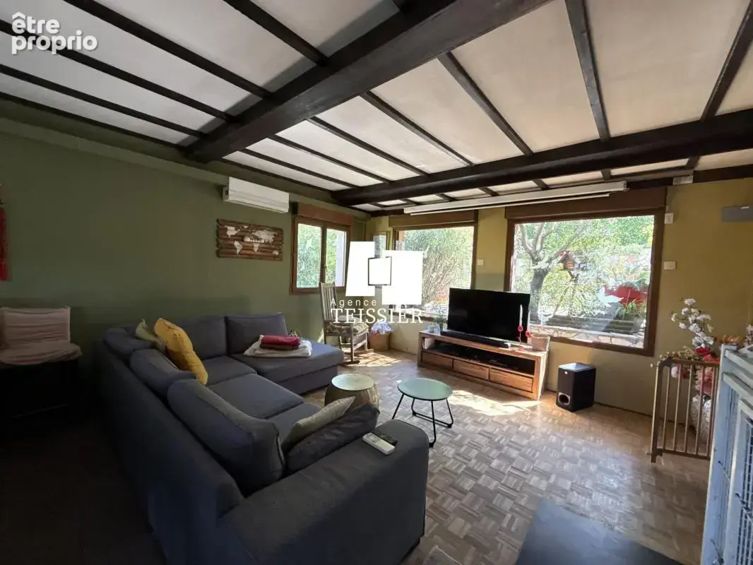 Maison familiale avec piscine à Chambonas - 182 m² - photo 10