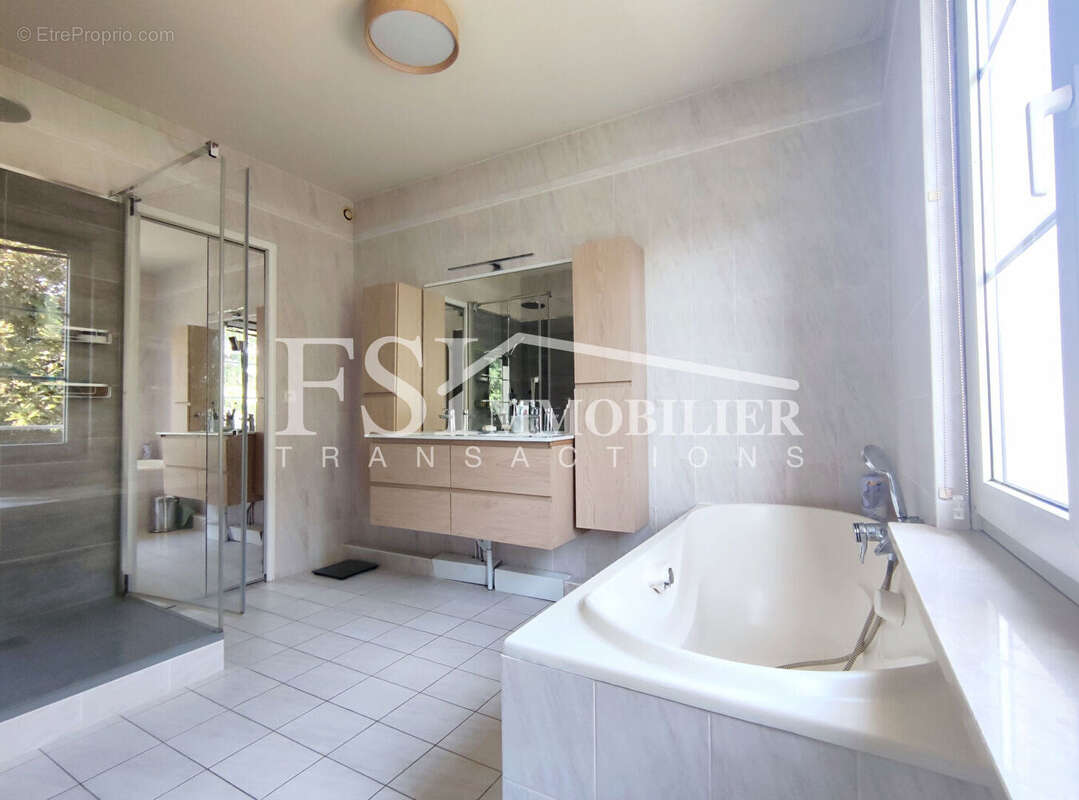 Maison Montlignon 9 pièce(s) 184 m2 - photo 9