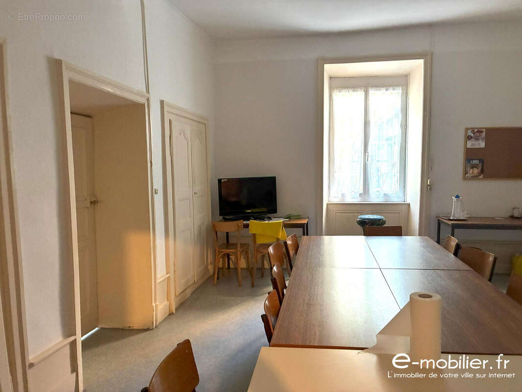 Maison à VILLEMONTAIS