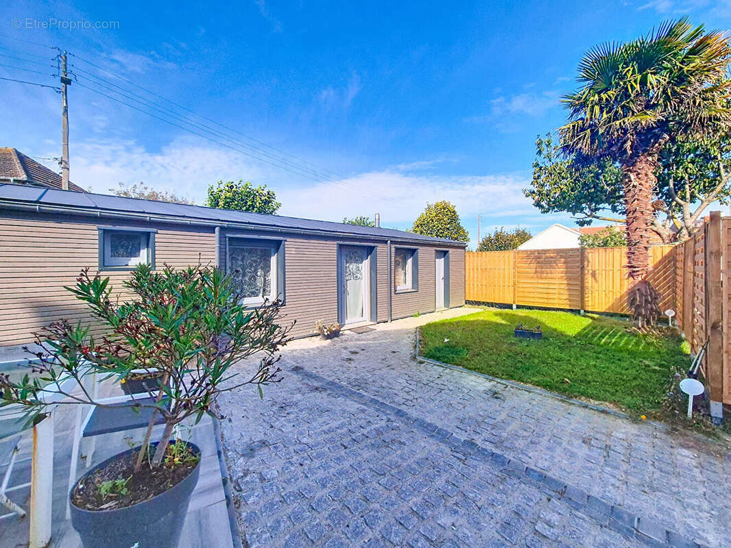 Maison à LUC-SUR-MER