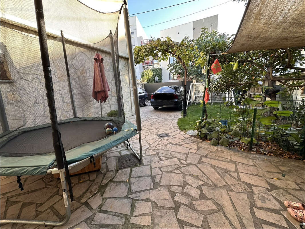 Maison à SAINT-DENIS