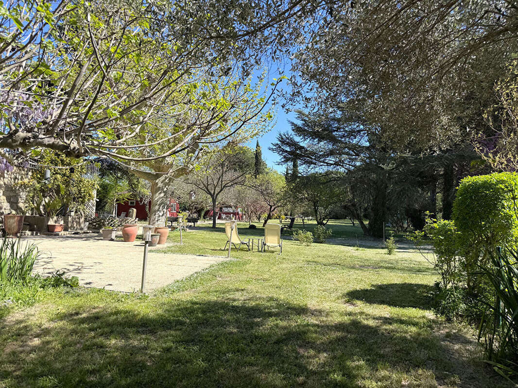 Maison à VILLENEUVE-LES-AVIGNON