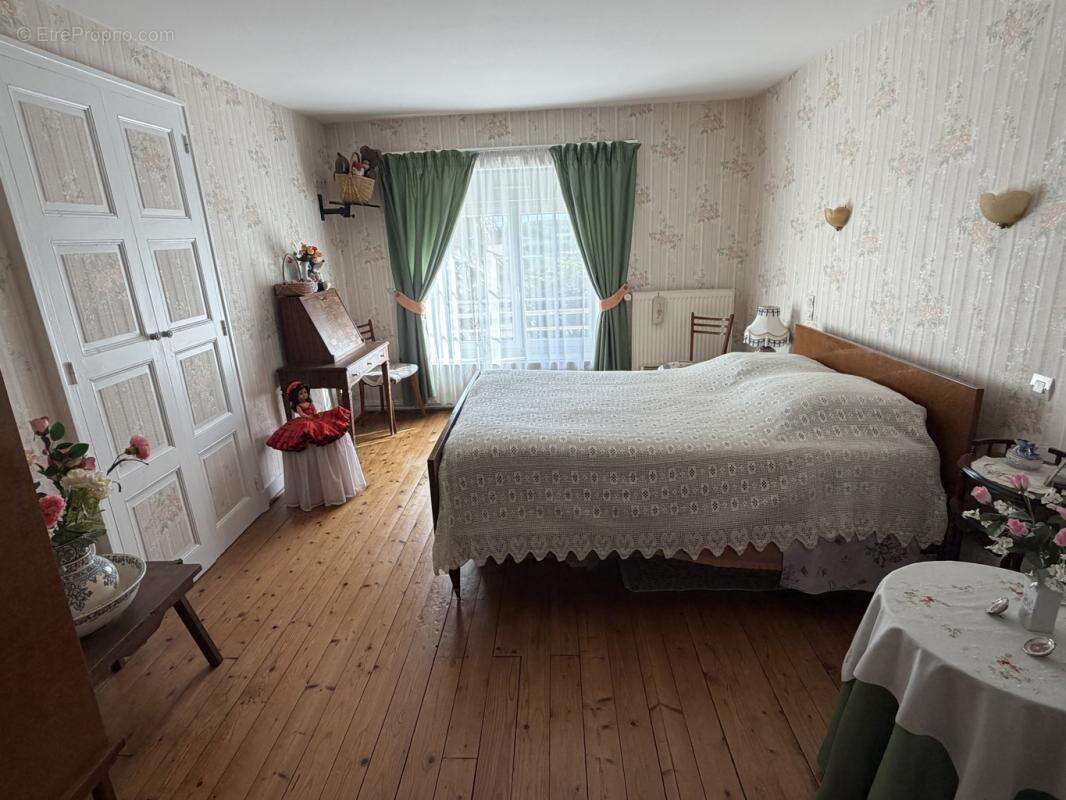 Maison à LA CHAPELLE-SOUEF