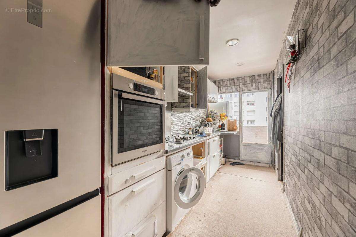 Appartement à AUBERVILLIERS