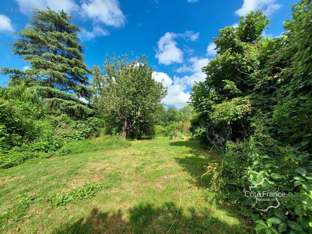 Maison à SAINTE-TERRE