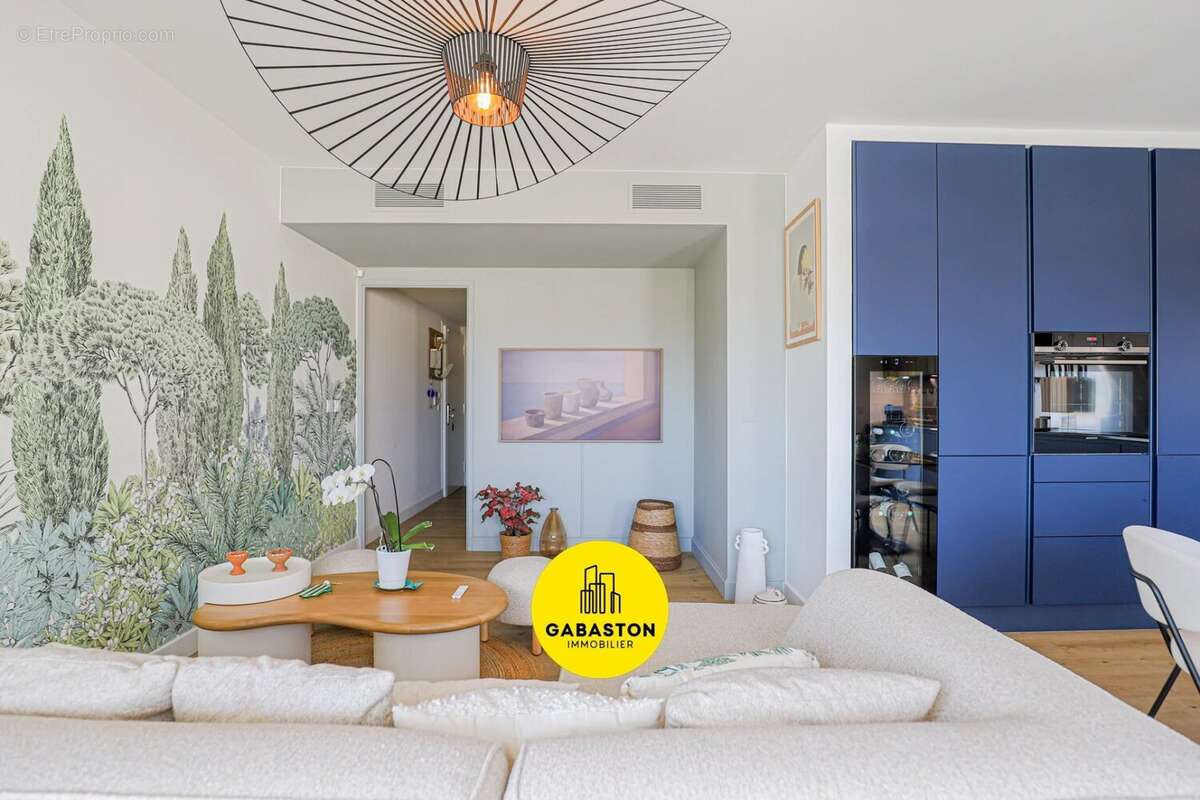 Appartement à MARSEILLE-8E