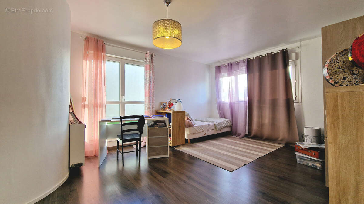 Maison à LES NOES-PRES-TROYES