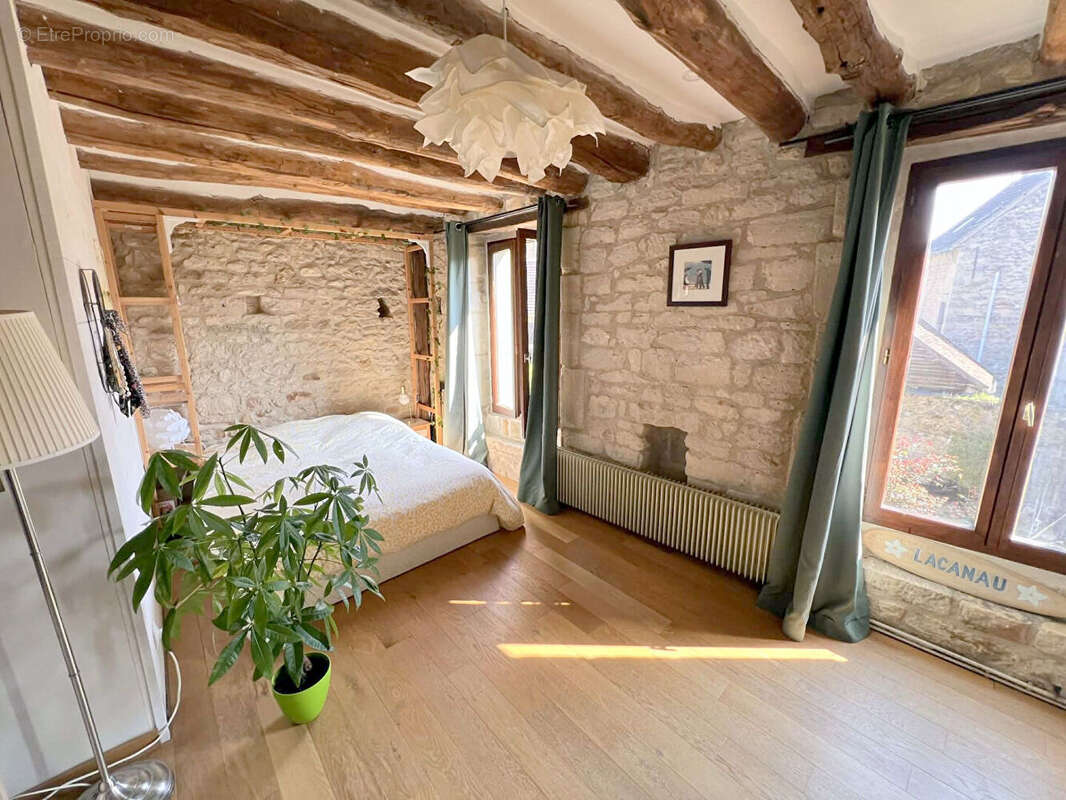 Maison à CHAUMONT-EN-VEXIN