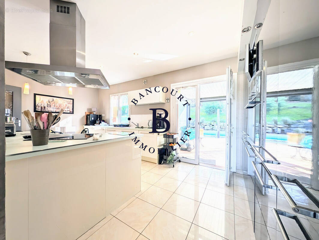 Maison à BRIVE-LA-GAILLARDE