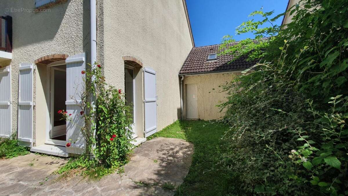 Maison à SAINT-GERMAIN-EN-LAYE