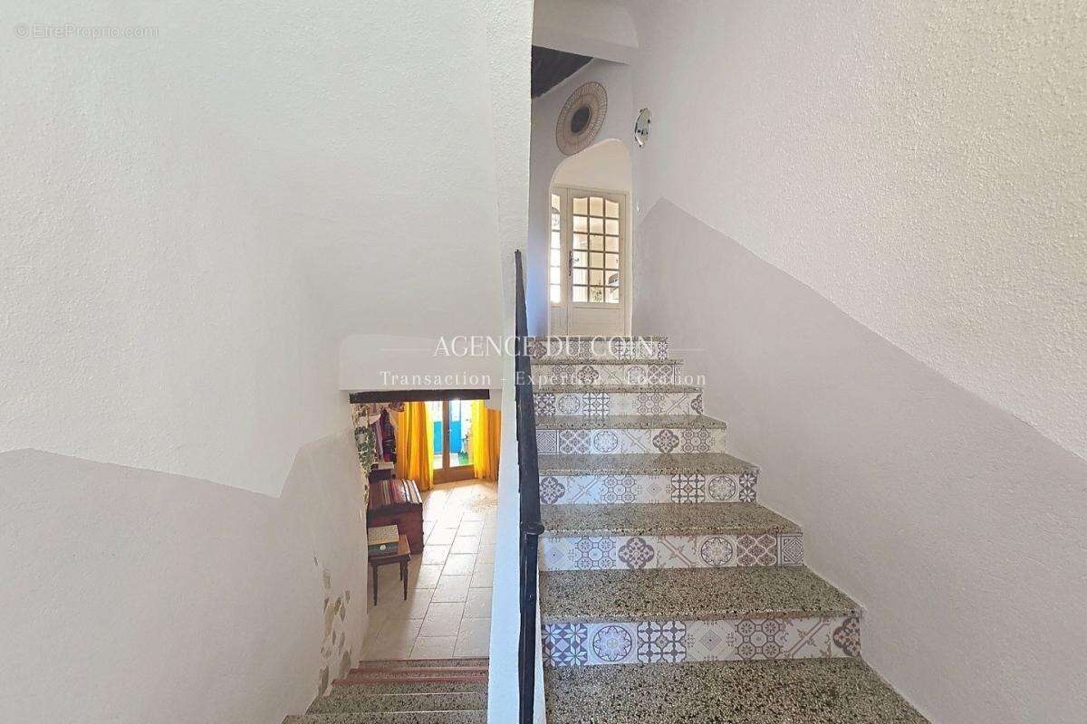 Maison à FIGANIERES
