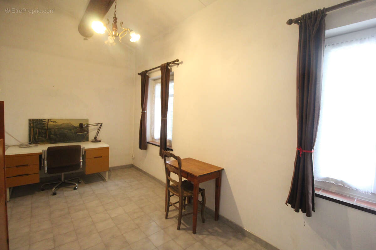 Luberon. A vendre à Gargas, en exclusivité, propriété en pierres avec grand terrain - photo 6
